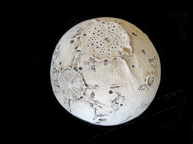 Beattie, Ceramic Moon